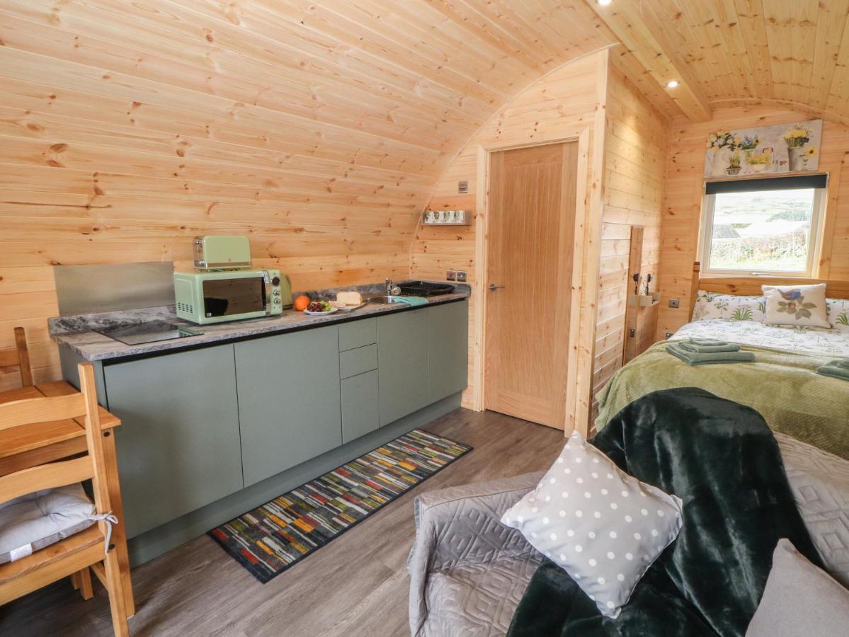 Beech Villa Ulverston Bagian luar foto