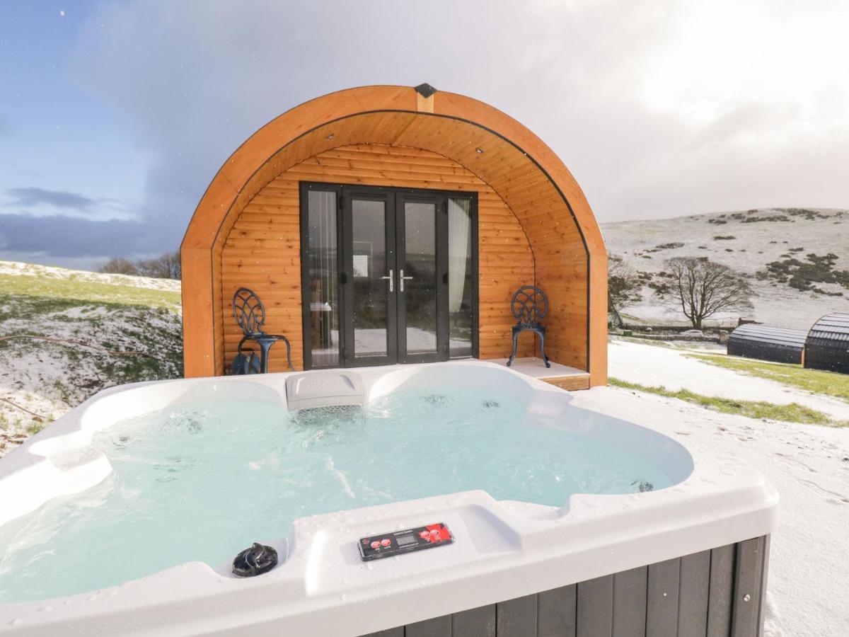 Beech Villa Ulverston Bagian luar foto
