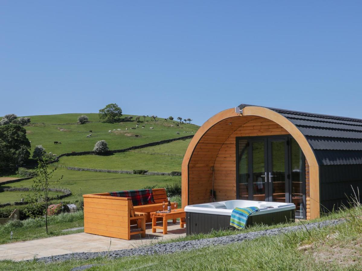 Beech Villa Ulverston Bagian luar foto